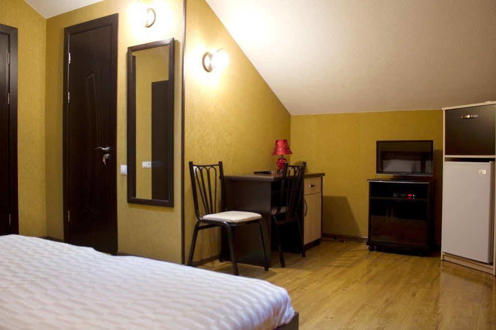 Flamingo Hotel Tbilisi Exterior photo